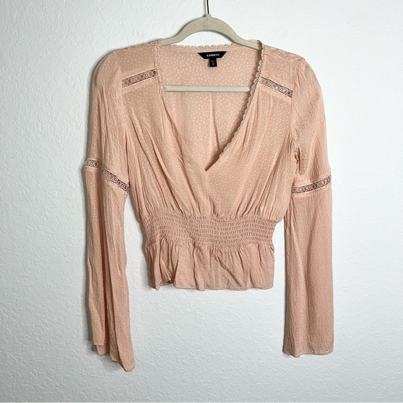 Express Top Women XS Pink V Neck Flare Long Sleeve Peplum Jacquard Blouse B24 - Picture 2 of 8